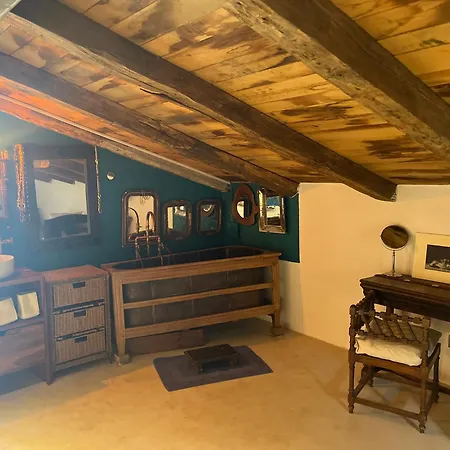 Maison Typique Corse Ecologique Ferienhaus Coti-Chiavari (Corsica)