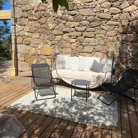 Maison Typique Corse Ecologique 펜션 *