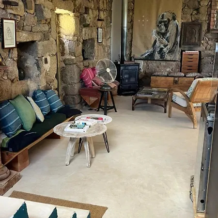 Maison Typique Corse Ecologique Coti-Chiavari (Corsica)