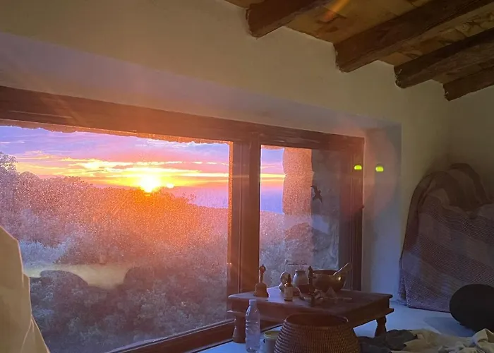 Maison Typique Corse Ecologique *