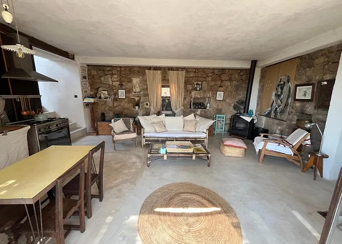 Maison Typique Corse Ecologique Casa de Férias *