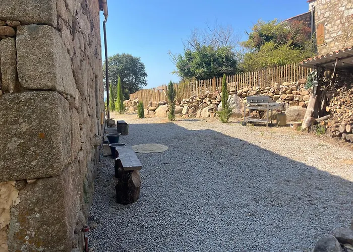 Maison Typique Corse Ecologique *